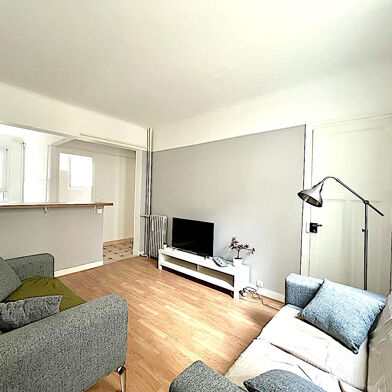 Appartement 2 pièces 302800 €