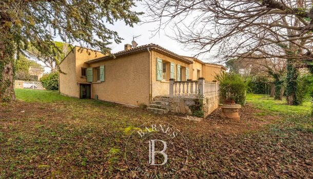 Villa / Maison 9 pièces  à vendre Aix-en-Provence 13090