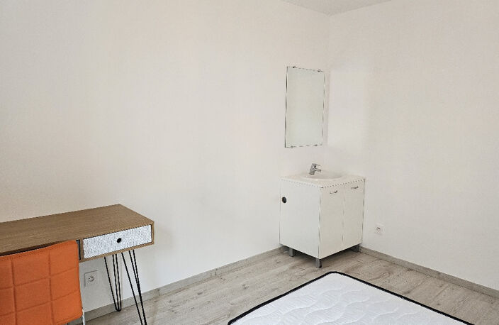 À LOUER   CHAMBRE MEUBLÉE EN COLOCATION   APPARTEMENT 4 CHAM — photo 5
