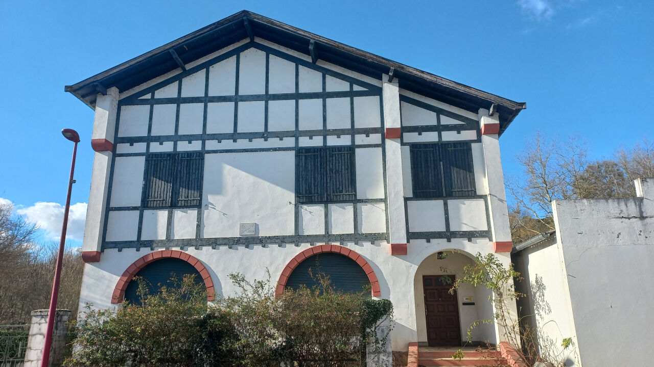 Villa / Maison  à vendre Saint-Palais 64120