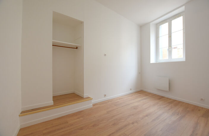 Saint-Arnoult 78730  Grand Studio 32m2 Rénové Prêt à Vivre à — photo 4