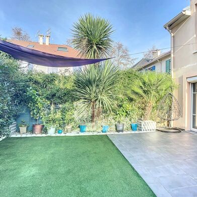 Maison 4 pièces 589000 €