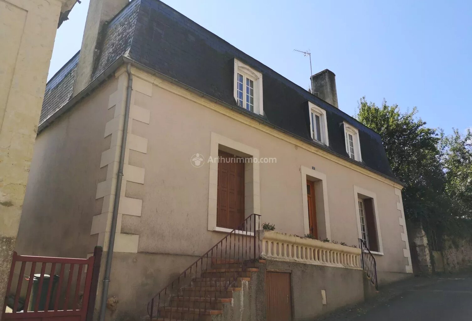 Maison rénovée proche commerces — photo 1