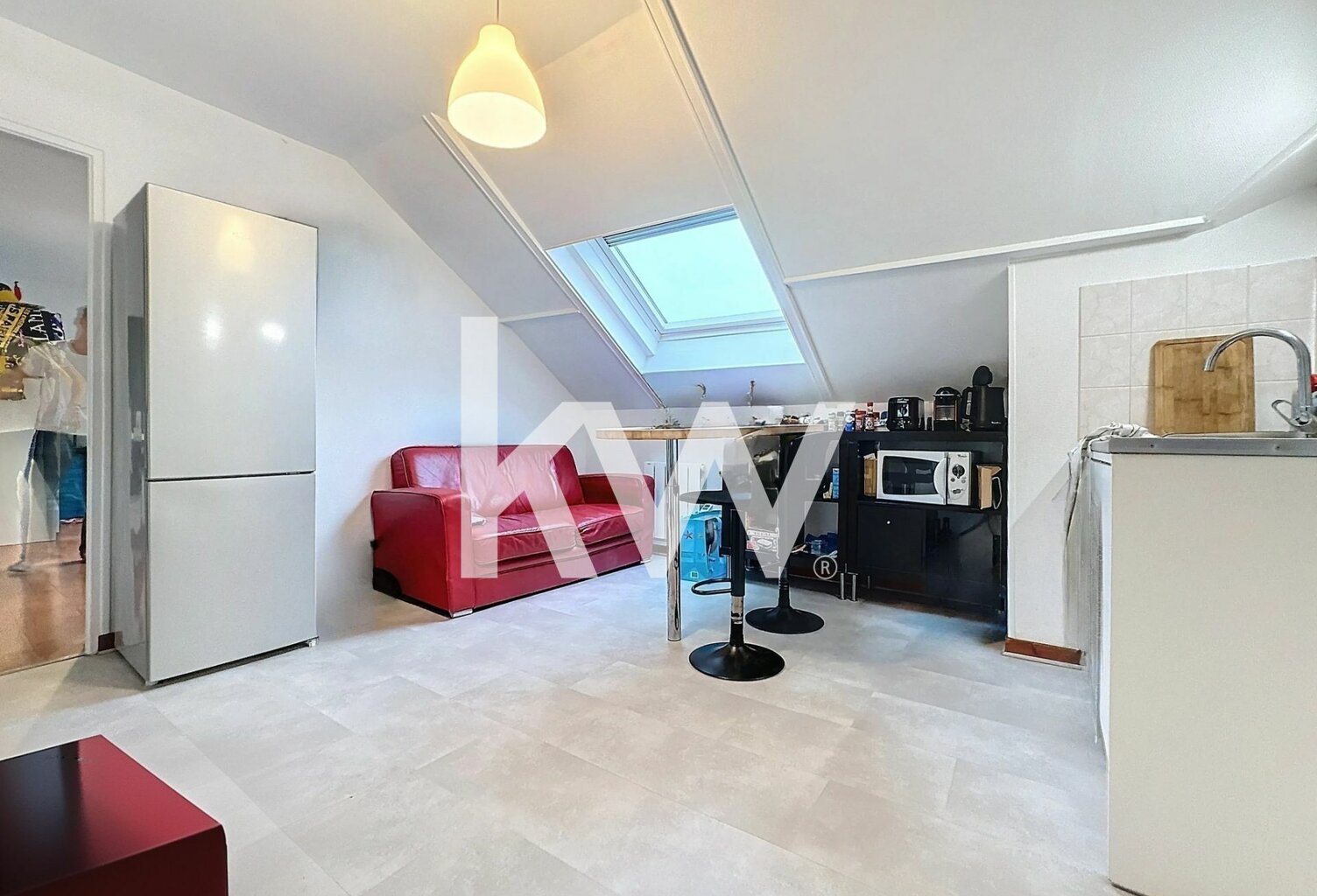 T2 À VENDRE AVENUE DE PARIS — photo 1