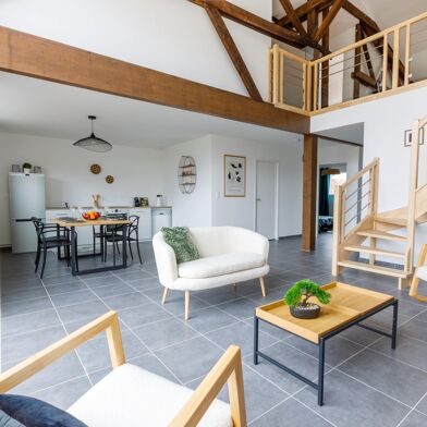 Maison 5 pièces 300300 €