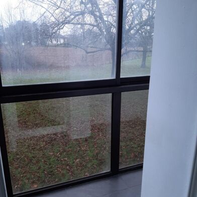 Appartement 3 pièces 752 €