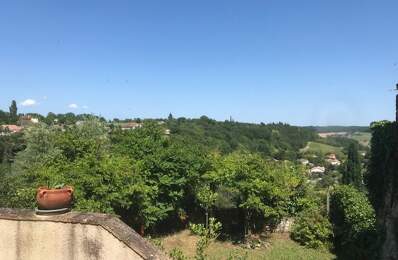 Maison de village avec jardin — photo du bien