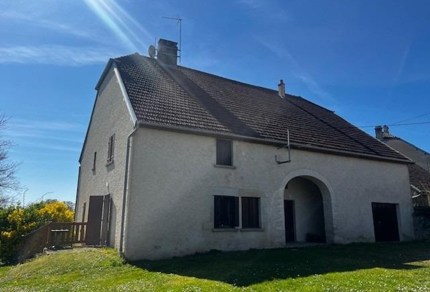 Vente maison 8 pièces 255 m² Renaucourt (70120) — photo 1