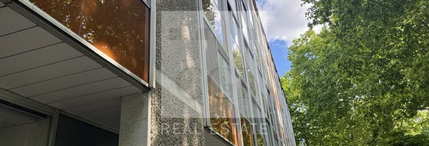 Bureau  330 m² à louer à Villeurbanne (69100)