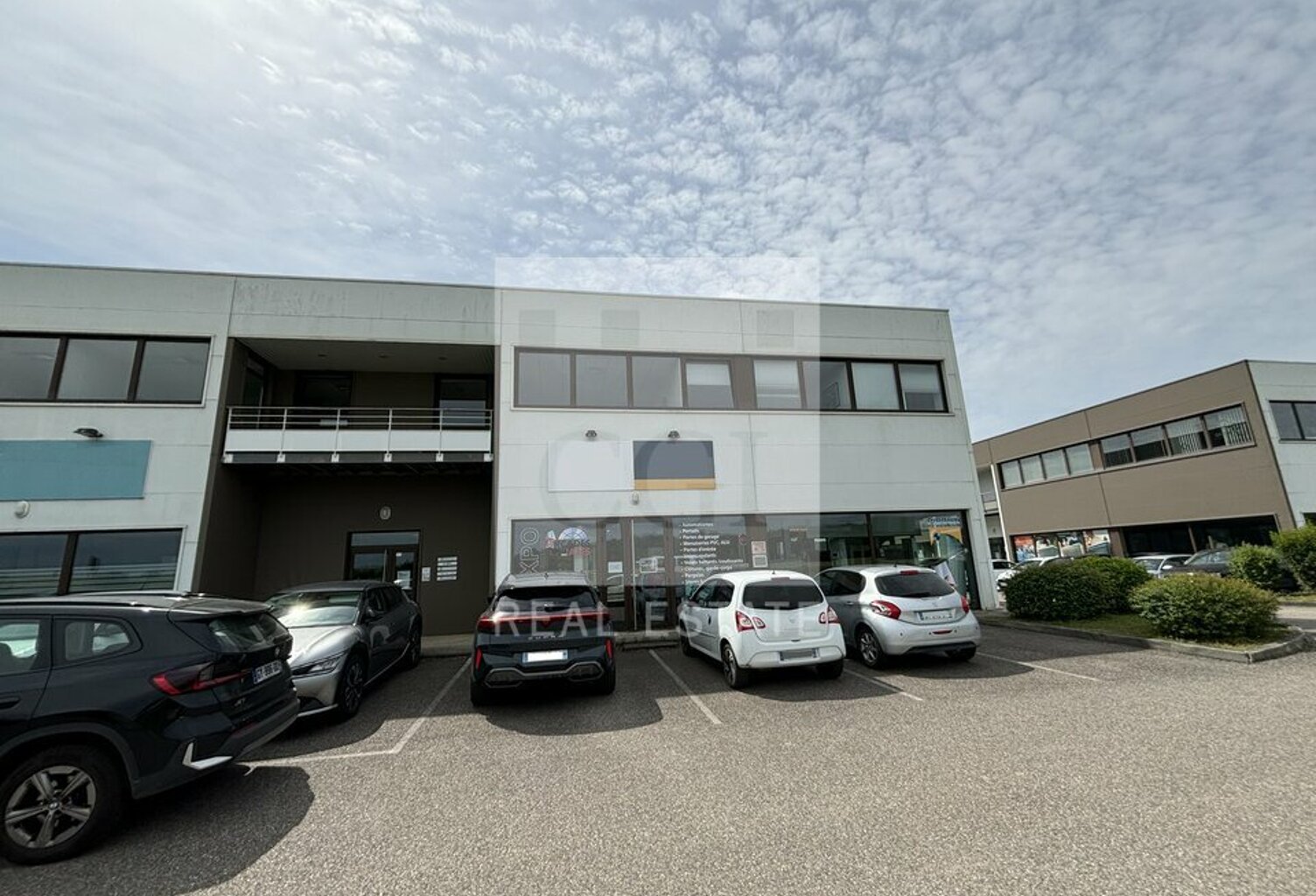 BUREAUX à LOUER — photo 1
