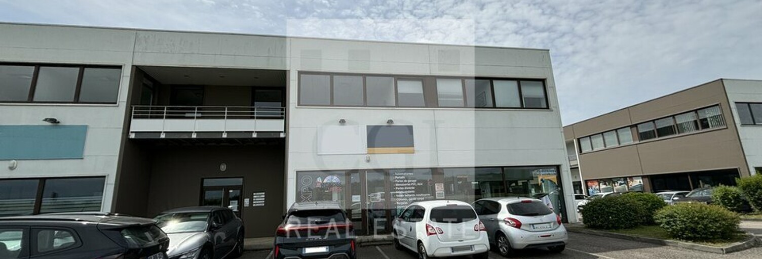 Bureau  149 m² à louer à Cailloux-sur-Fontaines (69270)