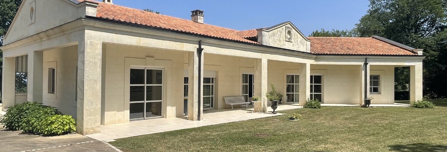 Maison 8 Pièces 247 m² à vendre à Terrasson-Lavilledieu (24120)