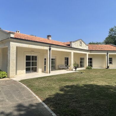 Maison 8 pièces 532000 €