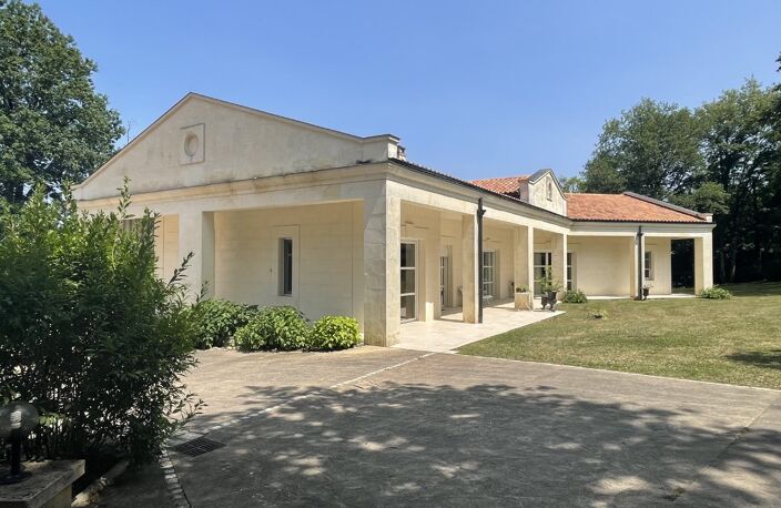 Maison en pierre — photo 3