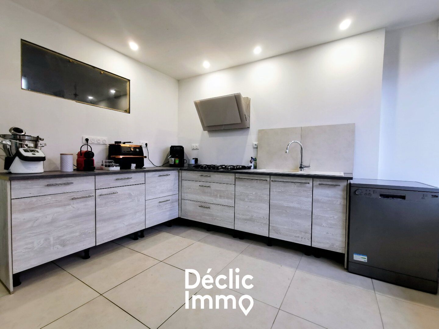 Villa / Maison  T6 à vendre Vouillé 79230