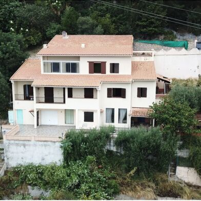 Maison 5 pièces 1627500 €