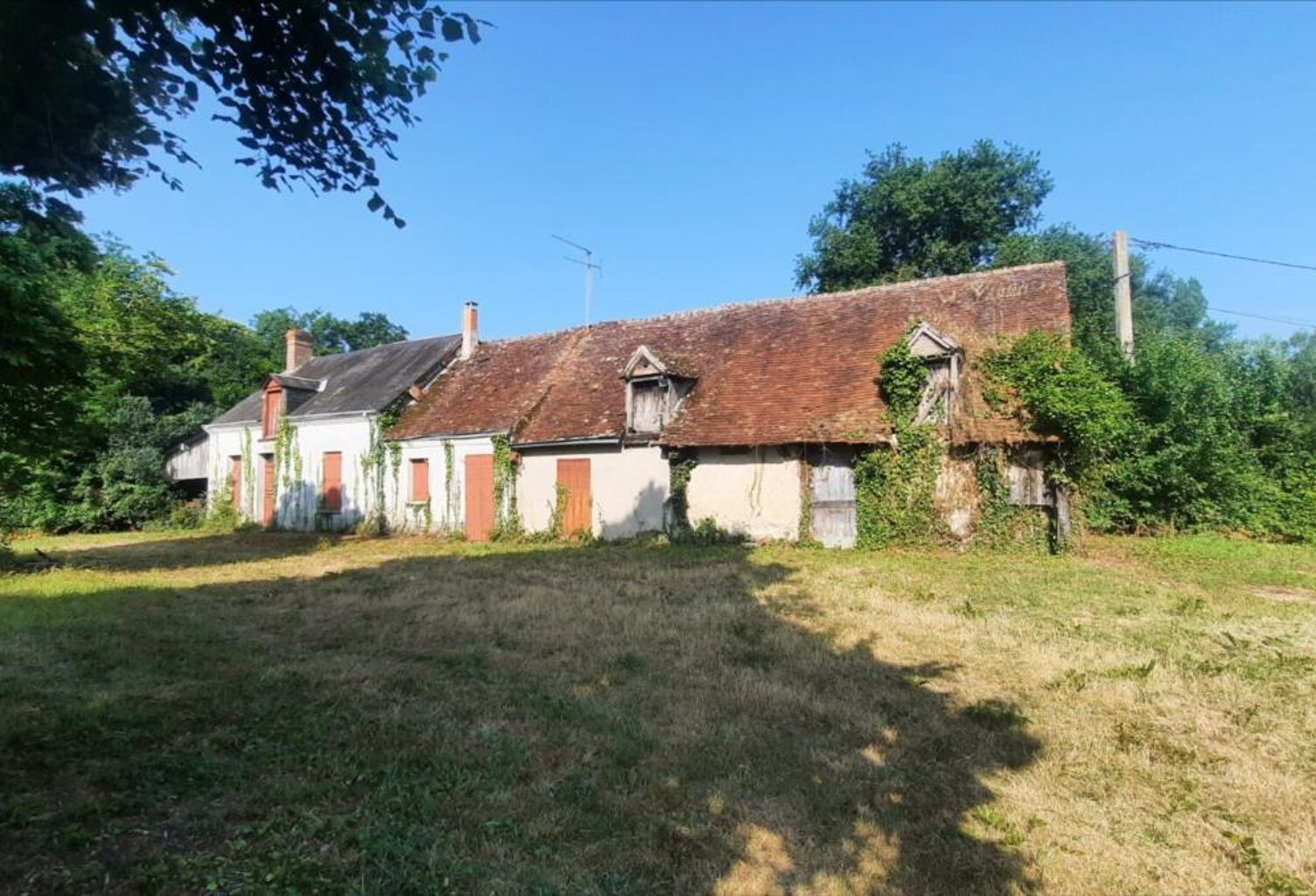 Vente maison 3 pièces 100 m² Rouvres-les-Bois (36110) — photo 1