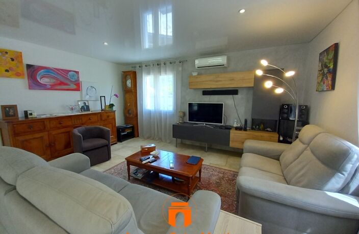 Villa — photo 4