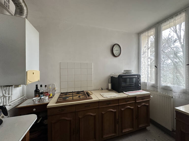 AGEN - APPARTEMENT F4 AVEC BALCONS ET CAVE — photo 1