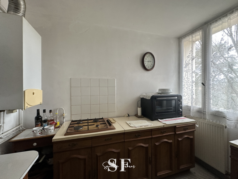 AGEN - APPARTEMENT F4 AVEC BALCONS ET CAVE — photo 1