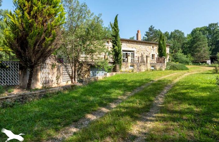 Maison en pierre de 9 pièces principales — photo 3