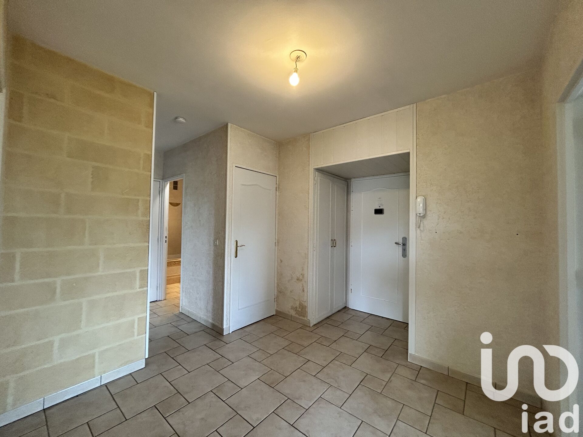 Vente Appartement 4 pièces - Photo 2