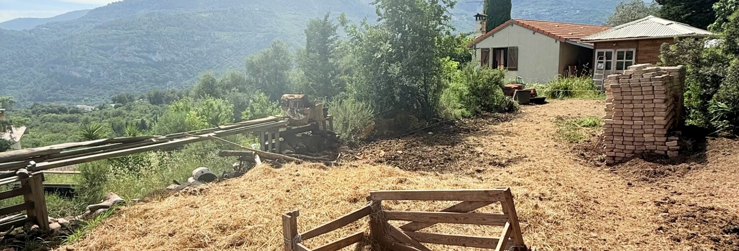 Maison 7 Pièces 206 m² à vendre à Saint-Martin-du-Var (06670)