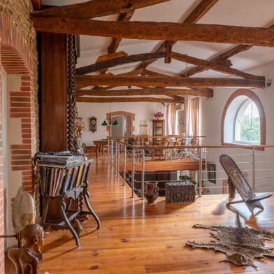 Maison 10 pièces 1240000 €