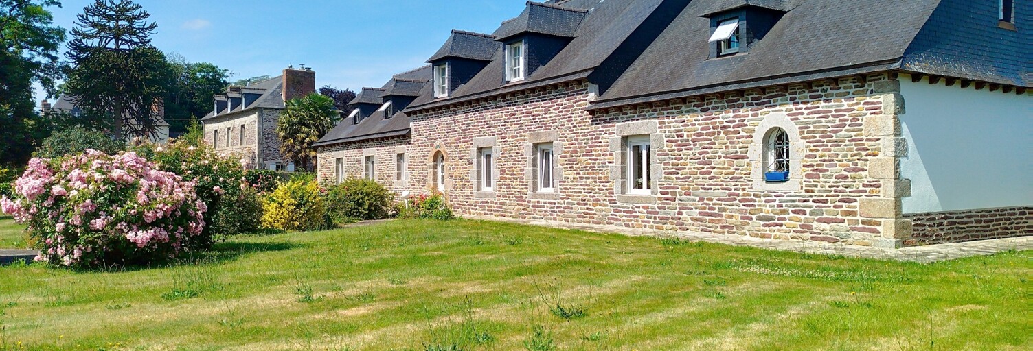 Maison 10 Pièces 310 m² à vendre à Saint-Brieuc-de-Mauron (56430)