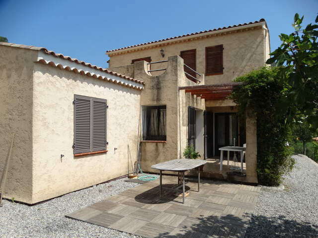 jolie maison sise sur la commune de Bonson — photo du bien