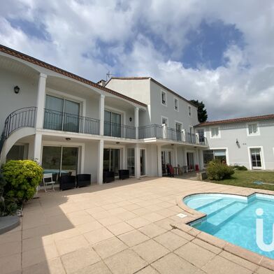 Maison 12 pièces 927000 €