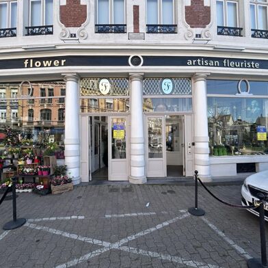 Commerce 2 pièces 440000 €