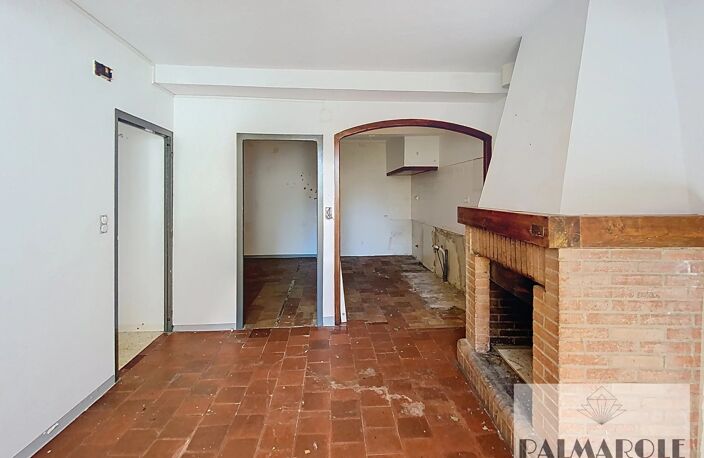 BANYULS DELS ASPRES - Maison de village de 88m² + terrain voisin constructible de 76m² — photo 5