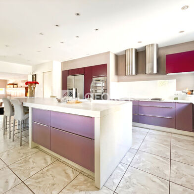 Maison 4 pièces 498000 €