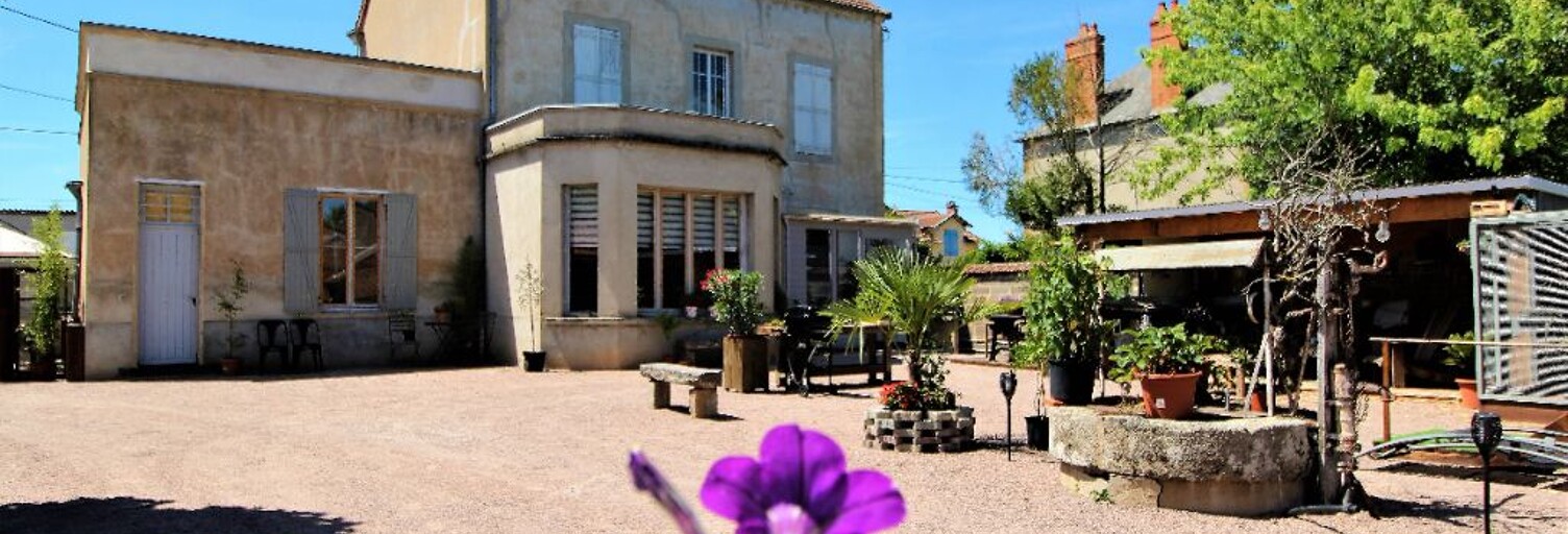 Maison 5 Pièces 189 m² à vendre à Cosne-d'Allier (03430)