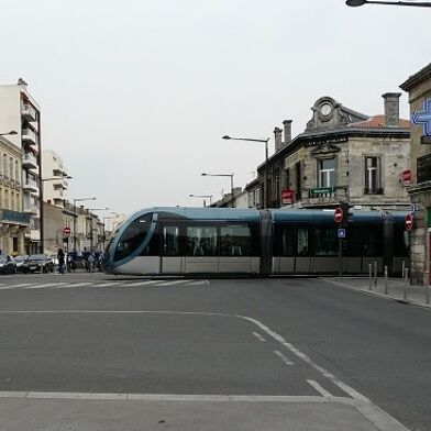 Appartement 1 pièces 700 €