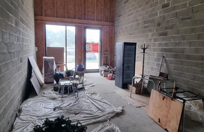Local commercial — photo 2