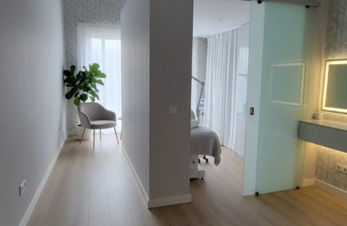 Local commercial — photo 3