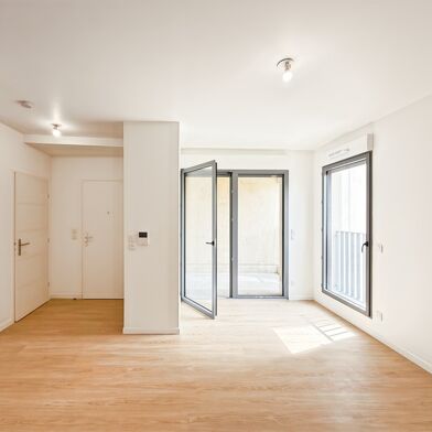 Appartement 1 pièces 822 €