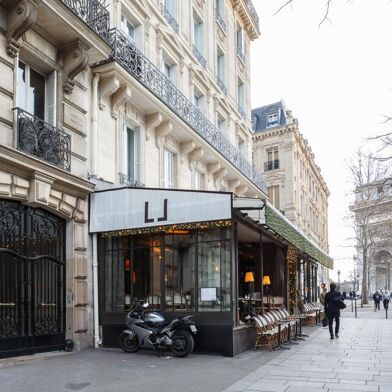 Appartement 3 pièces 3000 €