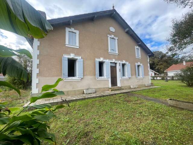 🔑 « Maison de caractère avec dépendance et T2 indépendant – Au calme — photo du bien