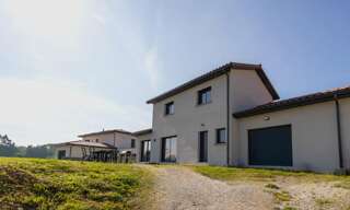 Maison 5 Pièces 121 m² à vendre à Chambost-Longessaigne (69770)