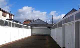 Garage   m² à louer à Tours (37000)