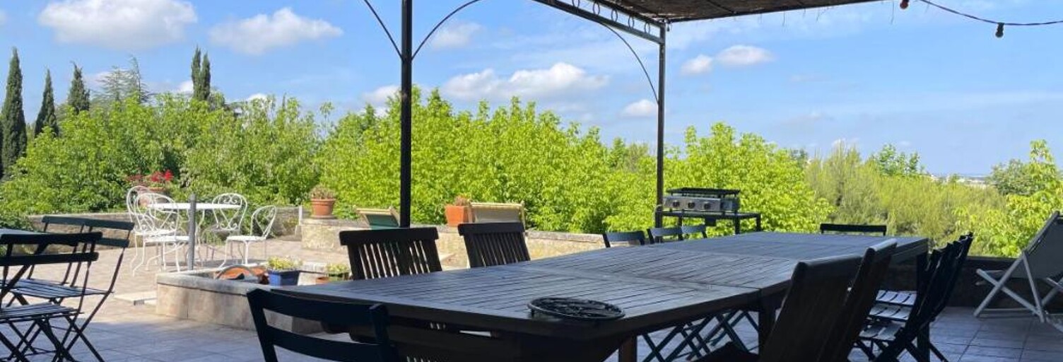 Maison  288 m² à vendre à Arles (13200)