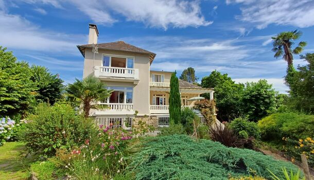 Villa / Maison 8 pièces  à vendre Nay 64800