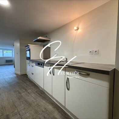 Appartement 4 pièces 659 €