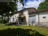 Ferme traditionnelle en pierre — photo 2