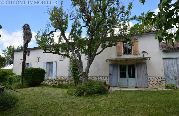 Ferme traditionnelle en pierre — photo 4