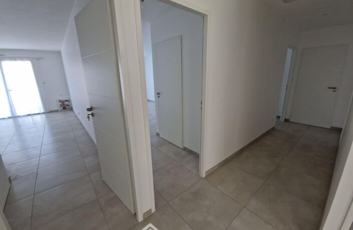 Immeuble - 219m² - La Roche-sur-Yon — photo 4
