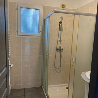 Appartement 3 pièces 900 €